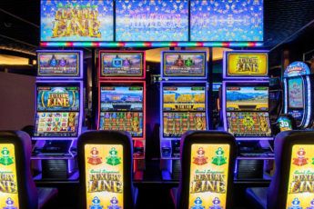 Hawaii Block Bonanza Slot Machine